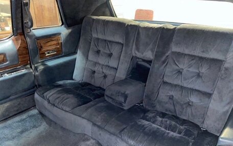 Cadillac Fleetwood 75 Series, 1976 год, 10 000 000 рублей, 9 фотография