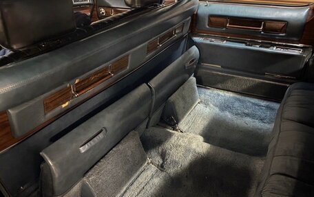 Cadillac Fleetwood 75 Series, 1976 год, 10 000 000 рублей, 8 фотография