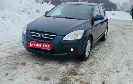 KIA cee'd I рестайлинг, 2008 год, 650 000 рублей, 6 фотография