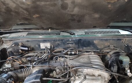 Toyota Land Cruiser Prado 90 рестайлинг, 1998 год, 1 500 000 рублей, 11 фотография