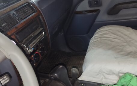 Toyota Land Cruiser Prado 90 рестайлинг, 1998 год, 1 500 000 рублей, 13 фотография