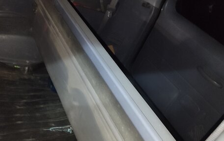 Toyota Land Cruiser Prado 90 рестайлинг, 1998 год, 1 500 000 рублей, 21 фотография