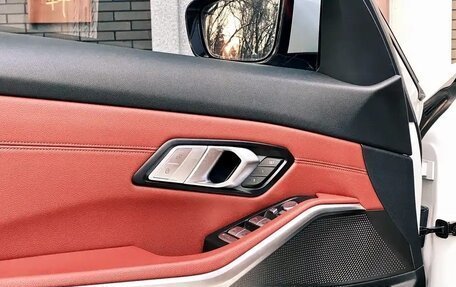 BMW 3 серия, 2022 год, 2 972 000 рублей, 15 фотография