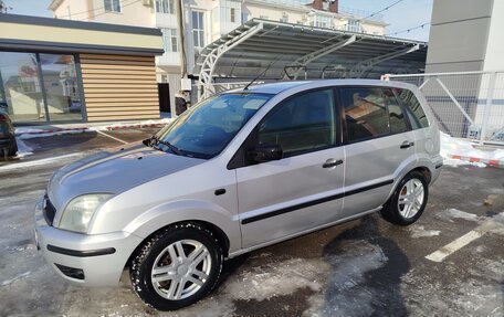 Ford Fusion I, 2004 год, 350 000 рублей, 4 фотография
