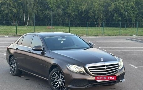 Mercedes-Benz E-Класс, 2016 год, 2 800 000 рублей, 8 фотография