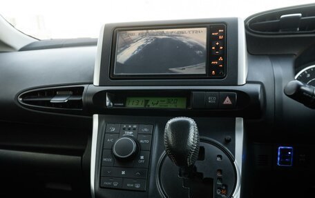 Toyota Wish II, 2011 год, 1 310 000 рублей, 18 фотография