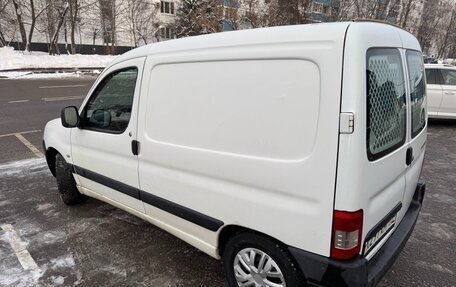 Peugeot Partner II рестайлинг 2, 2010 год, 450 000 рублей, 3 фотография