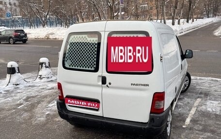 Peugeot Partner II рестайлинг 2, 2010 год, 450 000 рублей, 2 фотография