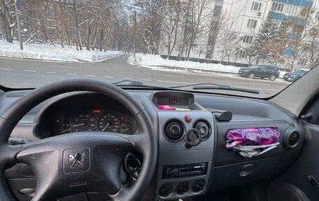 Peugeot Partner II рестайлинг 2, 2010 год, 450 000 рублей, 4 фотография