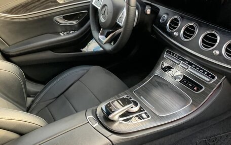 Mercedes-Benz E-Класс, 2016 год, 3 299 999 рублей, 8 фотография