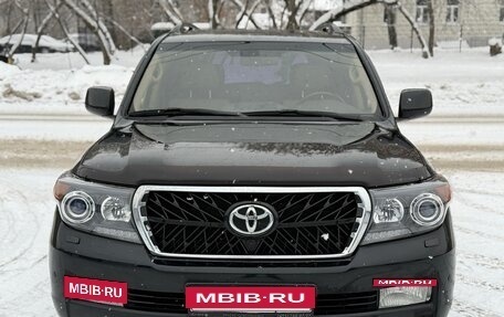 Toyota Land Cruiser 200, 2011 год, 3 650 000 рублей, 2 фотография