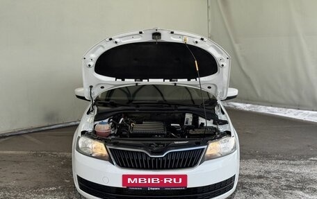 Skoda Rapid I, 2016 год, 1 000 000 рублей, 4 фотография