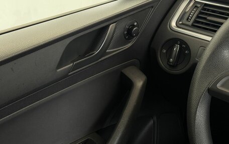 Skoda Rapid I, 2016 год, 1 000 000 рублей, 18 фотография