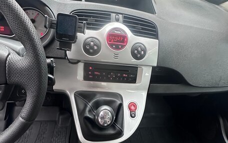 Renault Kangoo II рестайлинг, 2012 год, 1 250 000 рублей, 13 фотография