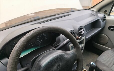 Renault Logan I, 2006 год, 240 000 рублей, 6 фотография