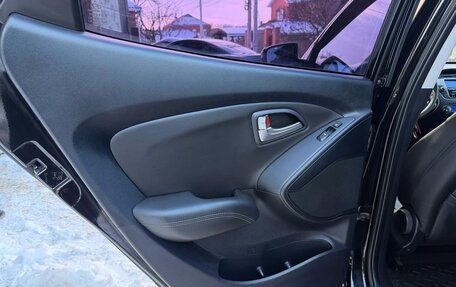 Hyundai ix35 I рестайлинг, 2011 год, 1 150 000 рублей, 12 фотография