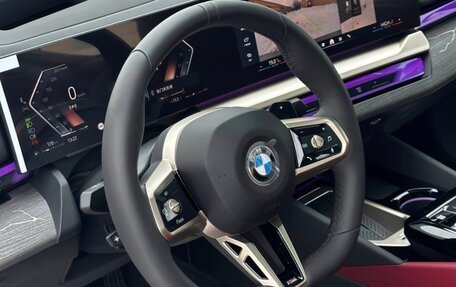 BMW 5 серия, 2025 год, 8 249 900 рублей, 9 фотография