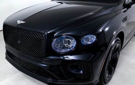 Bentley Bentayga I, 2023 год, 19 000 000 рублей, 3 фотография