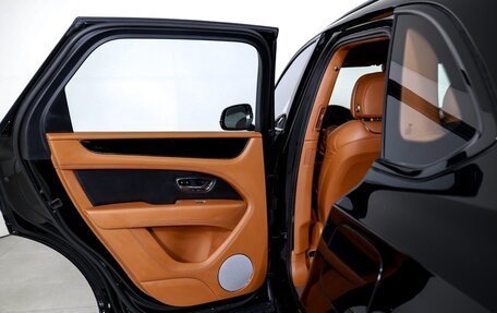 Bentley Bentayga I, 2023 год, 19 000 000 рублей, 15 фотография