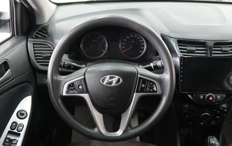 Hyundai Solaris II рестайлинг, 2016 год, 1 169 000 рублей, 12 фотография