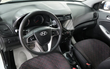 Hyundai Solaris II рестайлинг, 2016 год, 1 169 000 рублей, 11 фотография