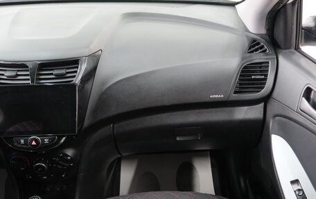 Hyundai Solaris II рестайлинг, 2016 год, 1 169 000 рублей, 18 фотография