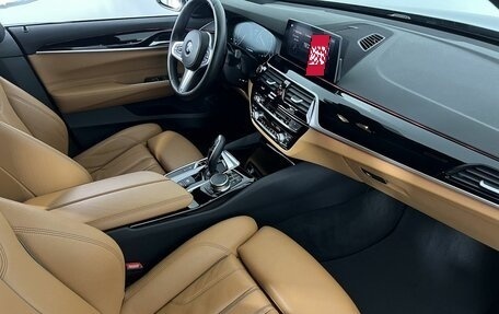 BMW 6 серия, 2019 год, 3 690 000 рублей, 13 фотография