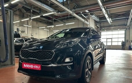KIA Sportage IV рестайлинг, 2019 год, 2 390 000 рублей, 1 фотография