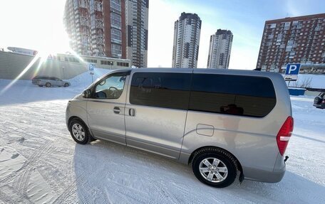 Hyundai H-1 II рестайлинг, 2018 год, 3 000 000 рублей, 9 фотография