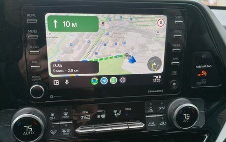 Toyota Highlander, 2021 год, 4 700 000 рублей, 8 фотография