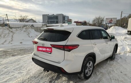 Toyota Highlander, 2021 год, 4 700 000 рублей, 4 фотография