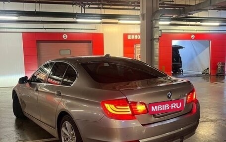 BMW 5 серия, 2010 год, 1 380 000 рублей, 6 фотография