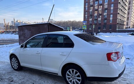 Volkswagen Jetta VI, 2009 год, 514 000 рублей, 3 фотография