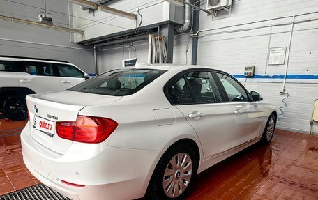 BMW 3 серия, 2014 год, 1 950 000 рублей, 6 фотография