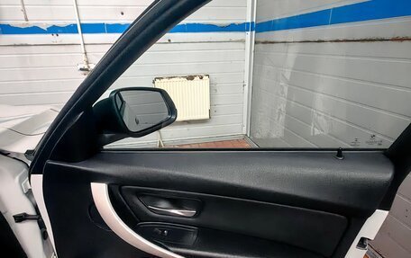 BMW 3 серия, 2014 год, 1 950 000 рублей, 10 фотография