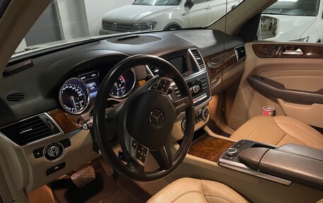 Mercedes-Benz M-Класс, 2014 год, 2 400 000 рублей, 21 фотография