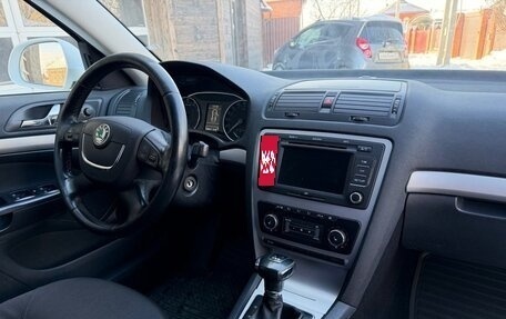 Skoda Octavia, 2012 год, 895 000 рублей, 2 фотография