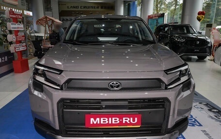 Toyota RAV4, 2026 год, 4 350 000 рублей, 2 фотография