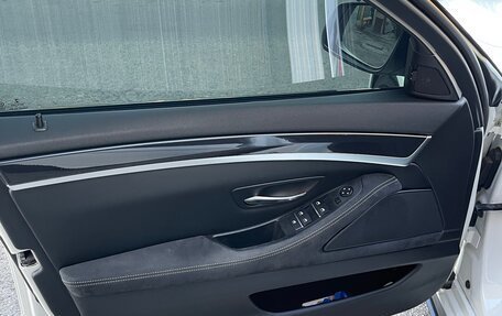 BMW 5 серия, 2015 год, 1 950 000 рублей, 6 фотография