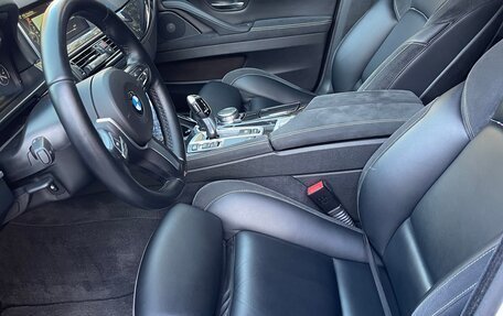 BMW 5 серия, 2015 год, 1 950 000 рублей, 8 фотография