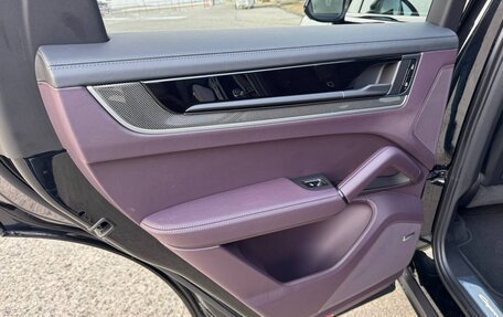 Porsche Cayenne III, 2025 год, 18 600 000 рублей, 28 фотография