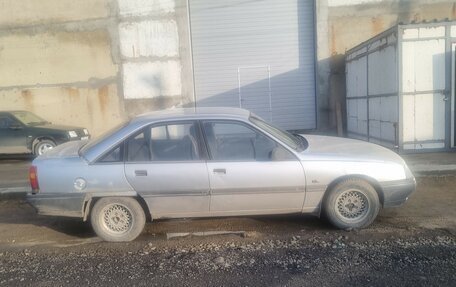 Opel Omega A, 1989 год, 47 000 рублей, 2 фотография