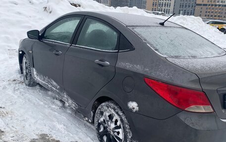 Hyundai Solaris II рестайлинг, 2016 год, 520 000 рублей, 4 фотография