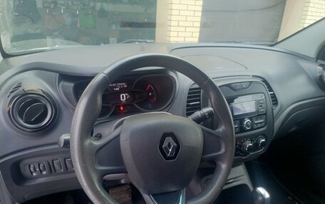 Renault Kaptur I рестайлинг, 2017 год, 1 350 000 рублей, 7 фотография