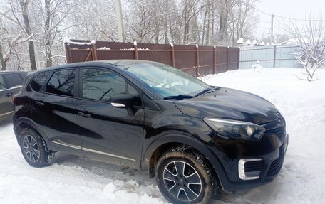 Renault Kaptur I рестайлинг, 2017 год, 1 350 000 рублей, 2 фотография