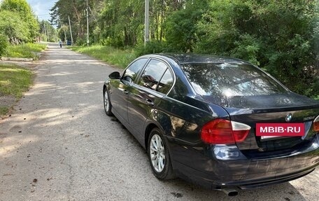 BMW 3 серия, 2005 год, 850 000 рублей, 8 фотография