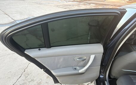 BMW 3 серия, 2005 год, 850 000 рублей, 21 фотография