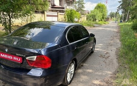BMW 3 серия, 2005 год, 850 000 рублей, 10 фотография