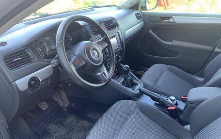 Volkswagen Jetta VI, 2012 год, 670 000 рублей, 9 фотография