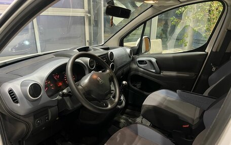 Peugeot Partner II рестайлинг 2, 2013 год, 649 000 рублей, 9 фотография